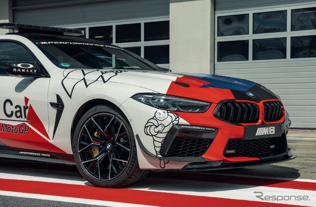 BMW M8 グランクーペ のMotoGPセーフティカー