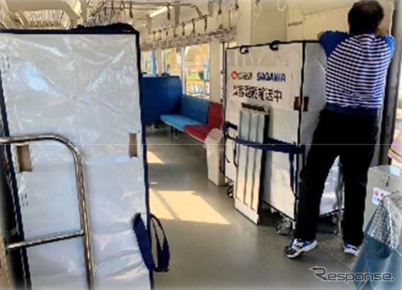 松浦鉄道で行なわれている宅配便荷物輸送。写真は試行時の様子。