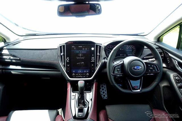 スバル レヴォーグ 新型(プロトタイプ)