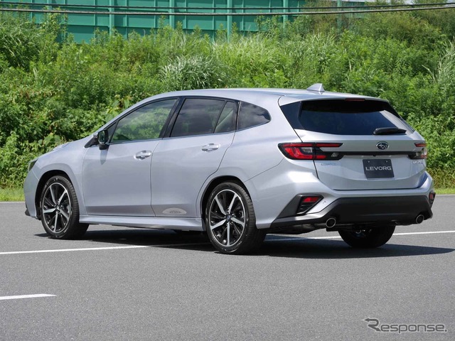 スバル レヴォーグ 新型(プロトタイプ)