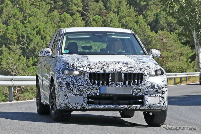 BMW X1 次期型プロトタイプ(スクープ写真)