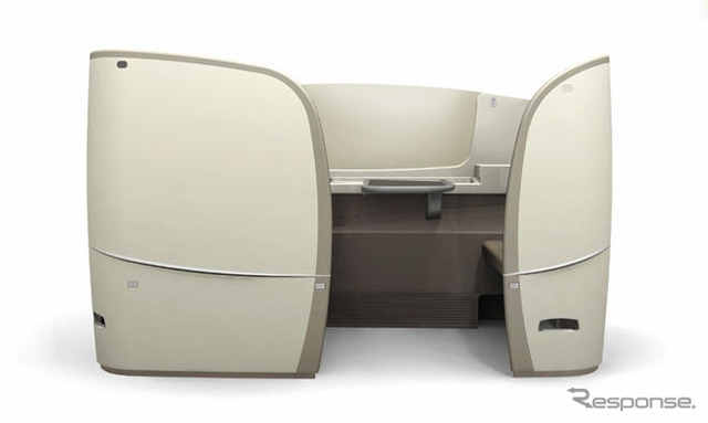 JAL国際線、3クラス同時に新型シート登場