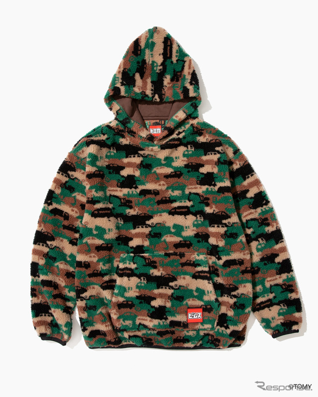 Fleece Hoodie 　カラー：Camouflage　サイズ：S, M, L　価格：1万1,000円（税別）