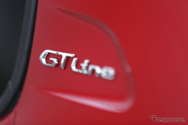 プジョー 208 GT Line