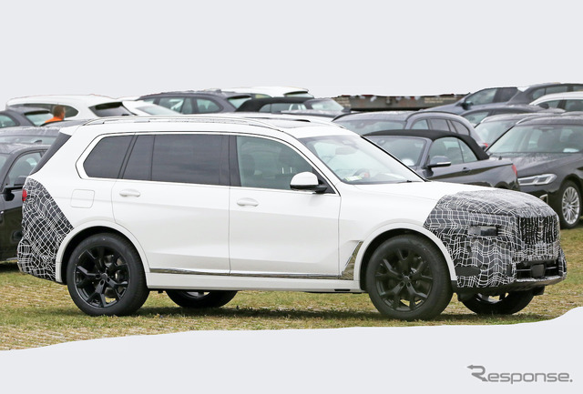 BMW X7 改良新型プロトタイプ(スクープ写真)
