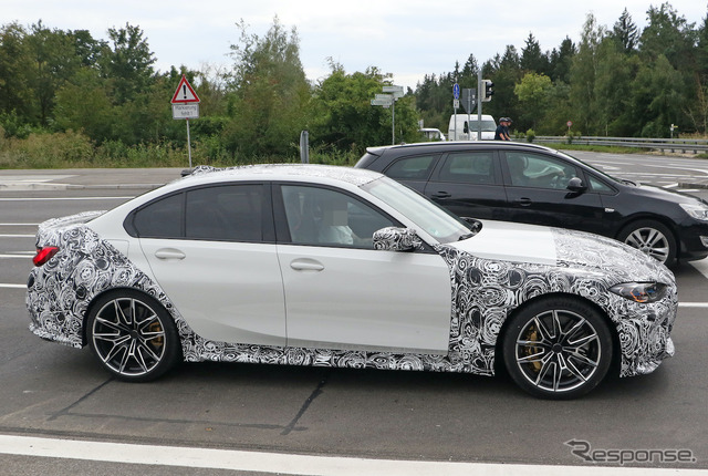 BMW M3セダン 次期型プロトタイプ(スクープ写真)