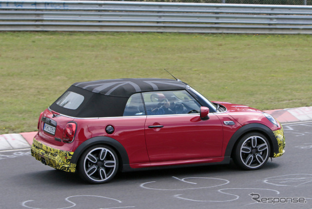 MINI クーパーS コンバーチブル 改良新型プロトタイプ(スクープ写真)