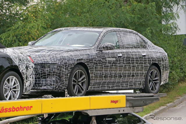 BMW i7 市販型プロトタイプ(スクープ写真)