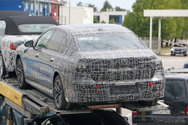 BMW i7 市販型プロトタイプ(スクープ写真)