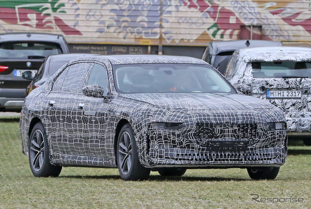 BMW i7 市販型プロトタイプ(スクープ写真)