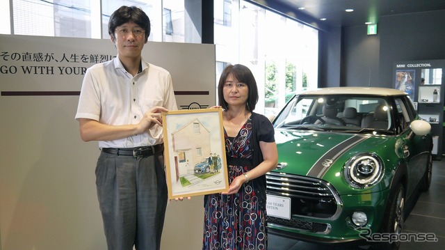 MINI、日本累計販売台数30万台達成