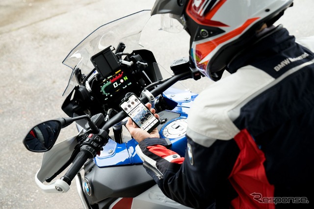 BMWモトラッドが参画している二輪車ユーザー向けスマートフォンアプリの「REVER」