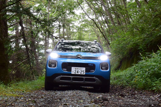 シトロエン C3エアクロスSUV SHINE