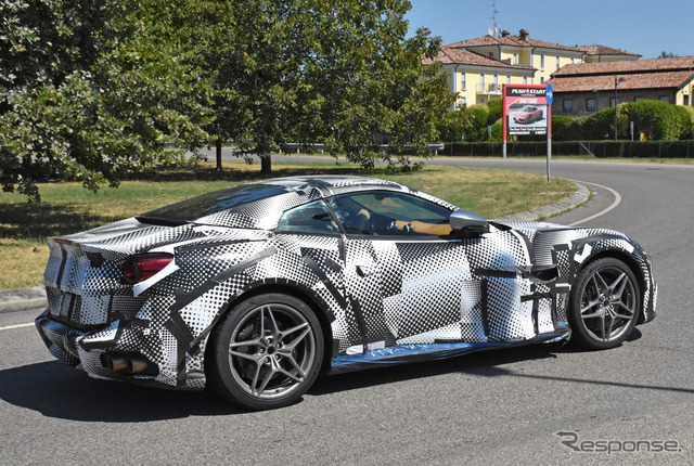 フェラーリ ポルトフィーノ 改良新型プロトタイプ(スクープ写真)