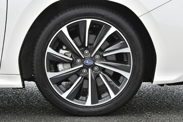 スバル レヴォーグ STI Sport(プロトタイプ)