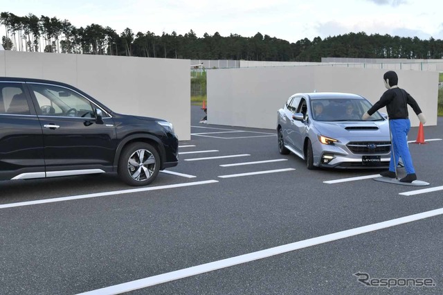 スバル レヴォーグ 新型(プロトタイプ)