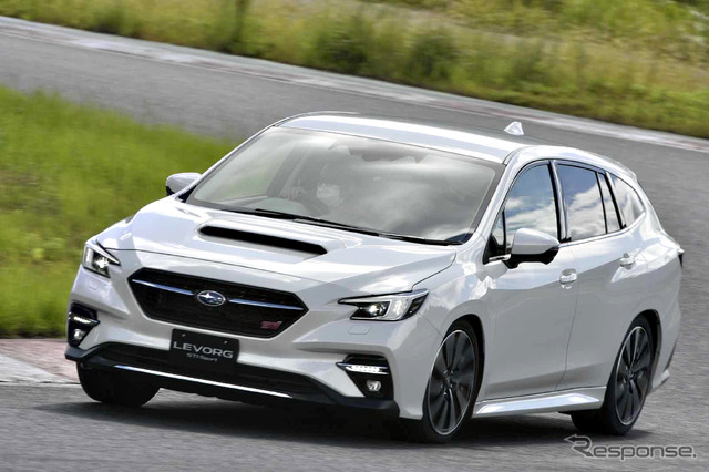 スバル レヴォーグ STI Sport(プロトタイプ)