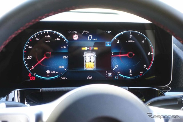 メルセデスベンツ GLA 新型(GLA200d 4MATIC)