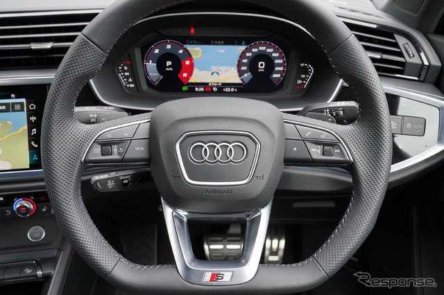 アウディ Q3 新型(Q3 35 TDI quattro S line)