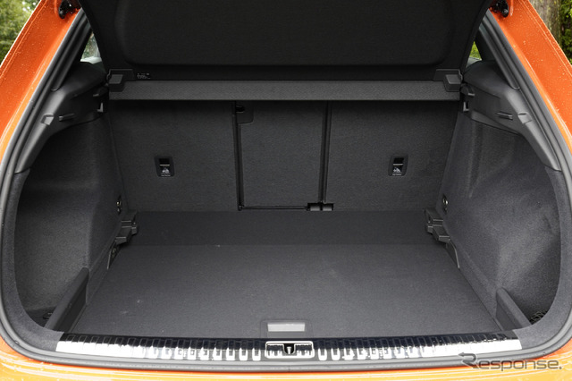 アウディ Q3 新型(Q3 35 TDI quattro S line)