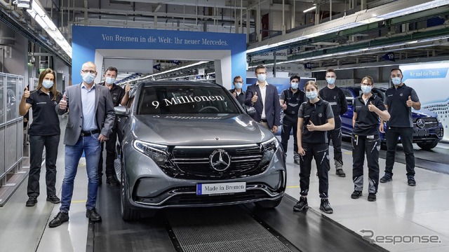 メルセデスベンツのドイツ・ブレーメン工場の900万目の生産車両としてラインオフしたEQC