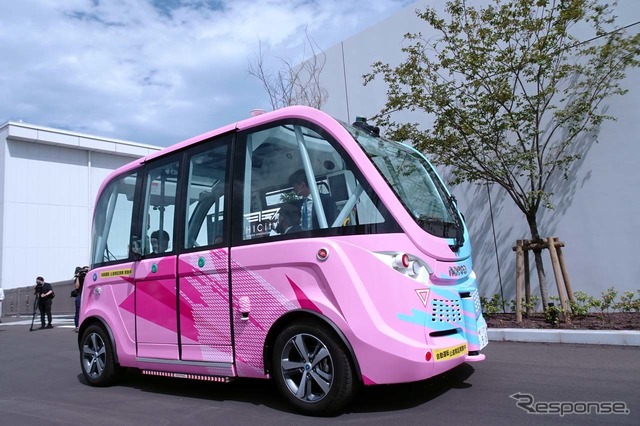 HANEDA INNOVATION CITYの敷地内を定常運行する「NAVYA ARMA」