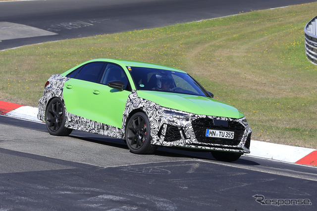 アウディ RS3セダン 次期型プロトタイプ(スクープ写真)