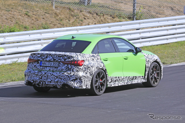 アウディ RS3セダン 次期型プロトタイプ(スクープ写真)