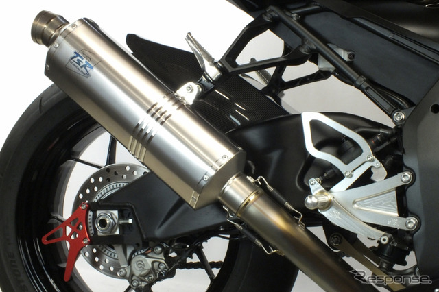 TSR CBR1000RR-R(SC82)用レーシングスリップオンマフラー HP.S1