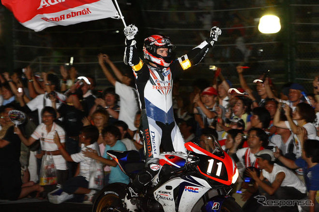 【鈴鹿8耐 08】ホンダ11号車、清成/チェカ組が優勝