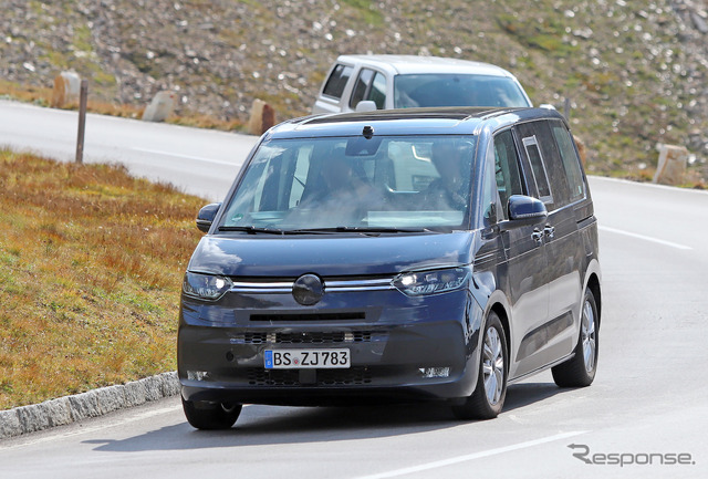 VW T7 PHEVプロトタイプ（スクープ写真）