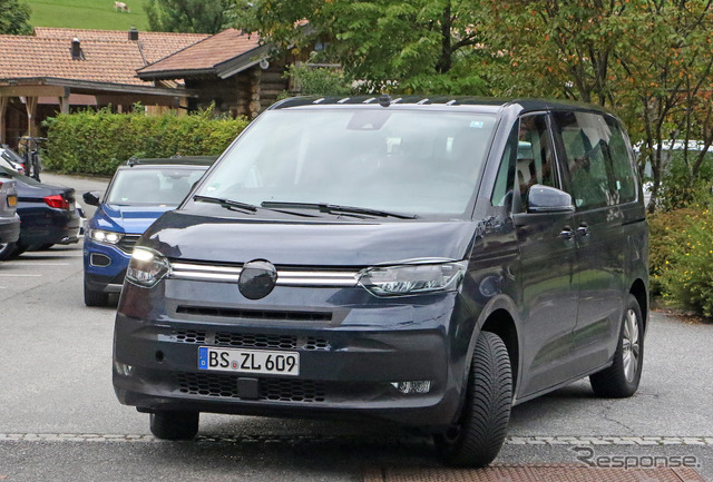 VW T7 PHEVプロトタイプ(スクープ写真)