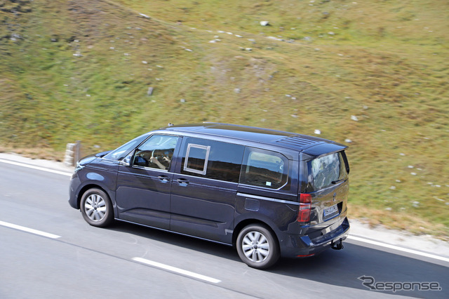 VW T7 PHEVプロトタイプ（スクープ写真）