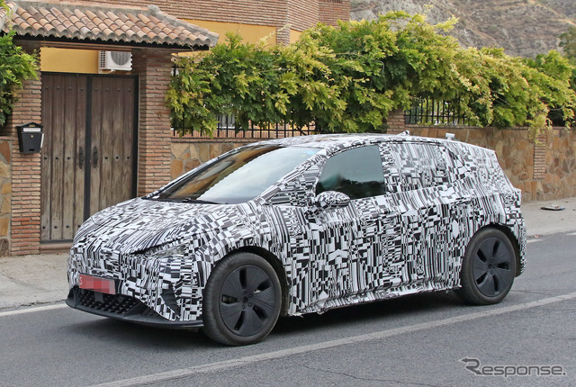 セアト クプラ「エルボーン EV」プロトタイプ(スクープ写真)