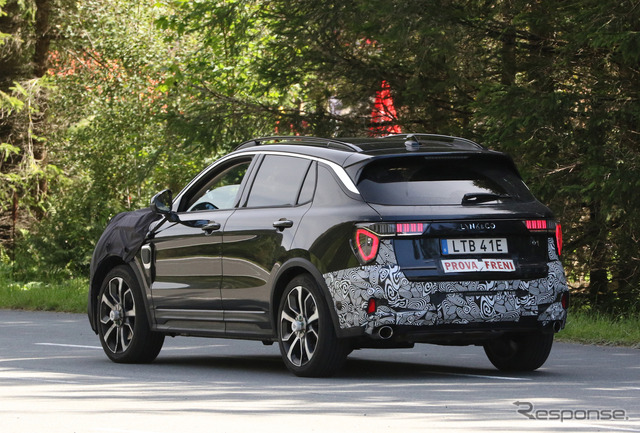 Lynk & Co 01 改良新型プロトタイプ（スクープ写真）