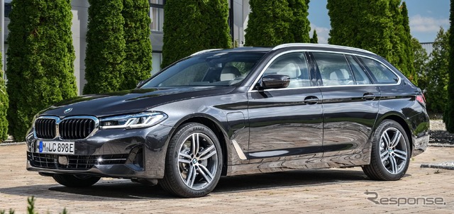 BMW 5シリーズ・ツーリング 改良新型のPHV「530e xDrive」