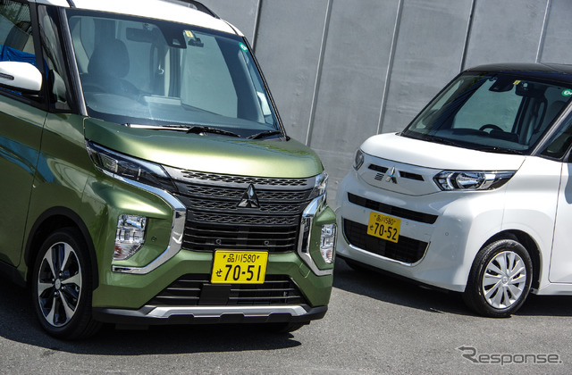 三菱 eKクロススペース(左)とeKスペースのフロントマスク