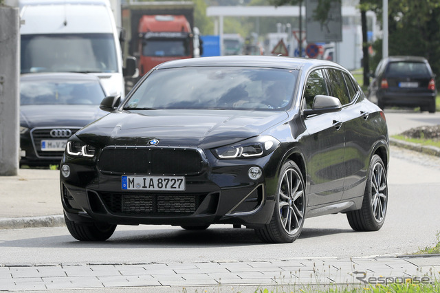 BMW X2 改良新型プロトタイプ(スクープ写真)