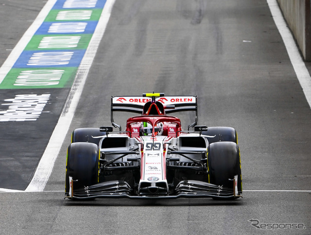 F1アルファロメオの今季マシン「C39」(写真はベルギーGP、#99 A.ジョビナッツィ)。