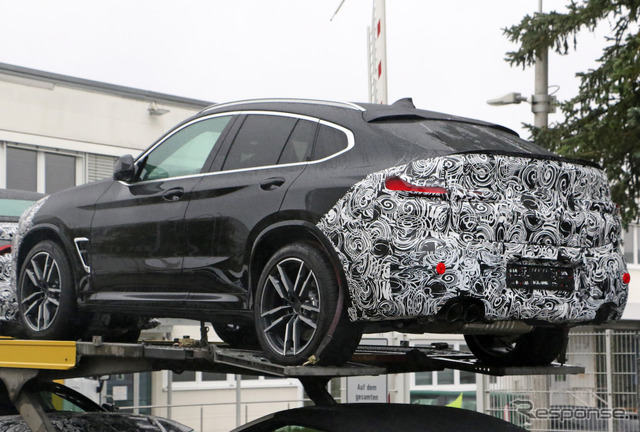 BMW X4M 改良新型プロトタイプ(スクープ写真)
