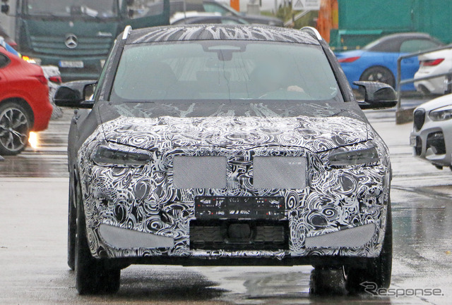 BMW X4M 改良新型プロトタイプ(スクープ写真)