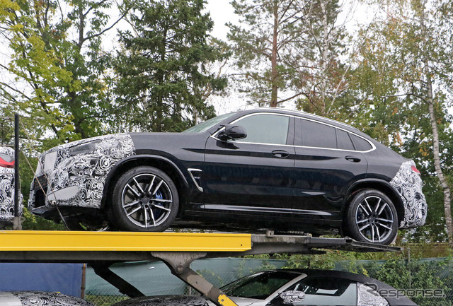 BMW X4M 改良新型プロトタイプ(スクープ写真)