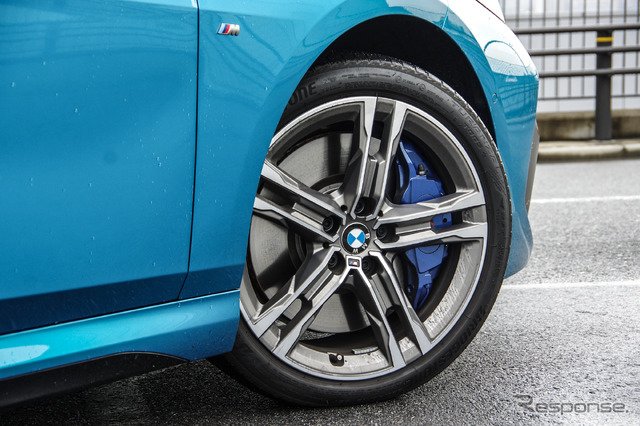 BMW 2シリーズグランクーペ(M235i xDrive グランクーペ )