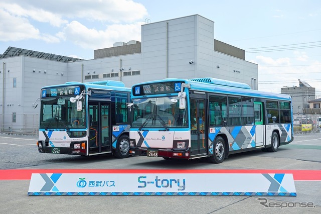 西武バスの新カラーリング車両、S-tory