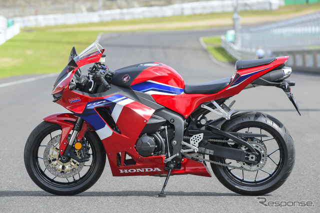 ホンダ CBR600RR 新型