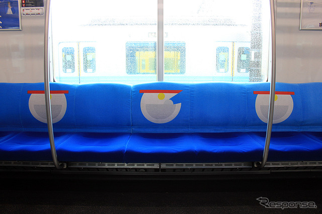 西武鉄道30000系「DORAEMON-GO!」
