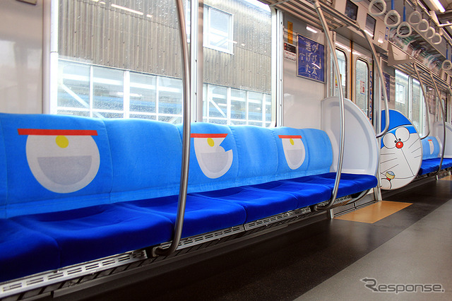 西武鉄道30000系「DORAEMON-GO!」