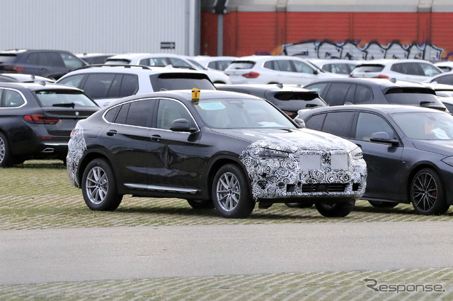 BMW X4 M40i 改良新型プロトタイプ(スクープ写真)