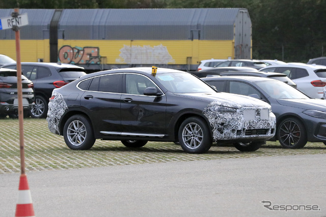 BMW X4 M40i 改良新型プロトタイプ(スクープ写真)