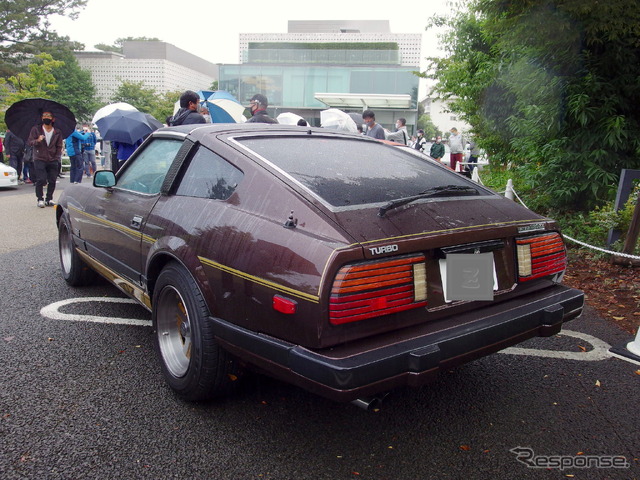 日産フェアレディZ S130(代官山蔦屋書店モーニングクルーズ)